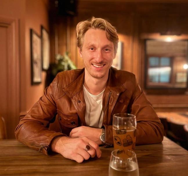 I'm Charlie, a Senior Associate at Kroll, a l... Main Photo