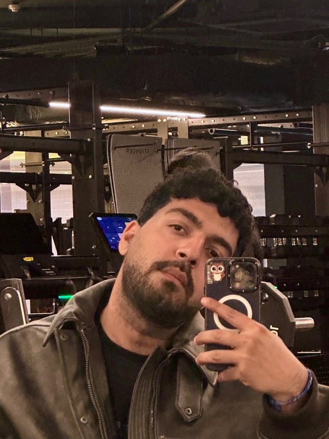 2 medical graduates & researchers looking for room Main Photo