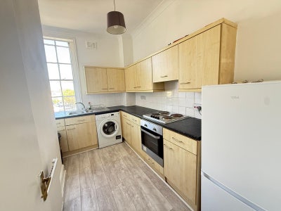 2/3Bedroom flat in Holloway Road  Main Photo