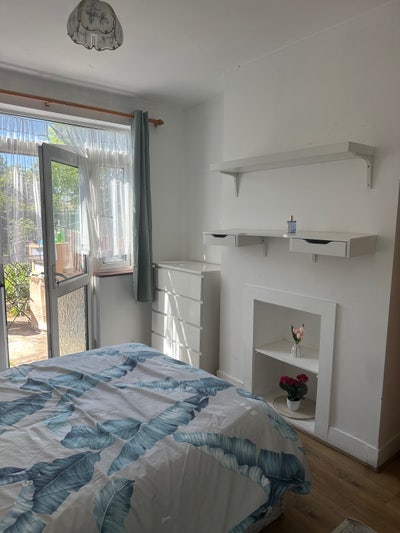 Double Room available in Turnpike Lane  Main Photo