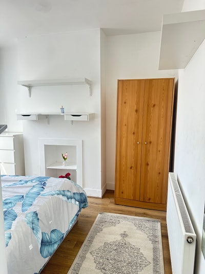 Double Room available in Turnpike Lane  Main Photo
