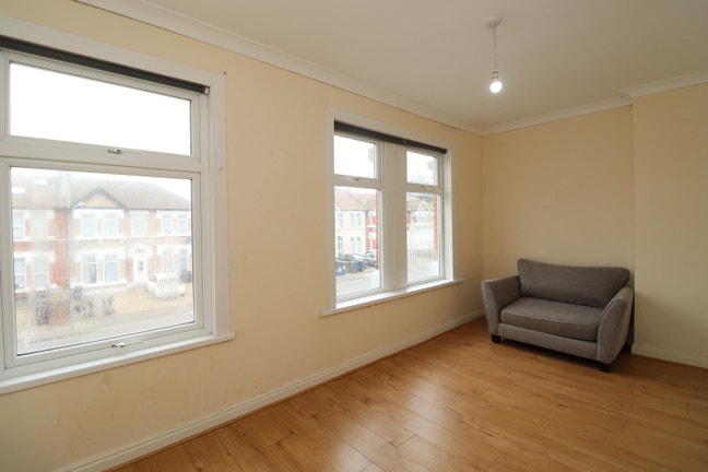 🔥  1-Bed Flat in Ilford – Available Now! 🔥 Main Photo