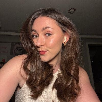 Looking to rent a room! Main Photo