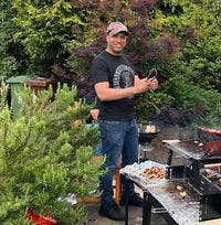 46 year old Male seeks a single or double room Main Photo