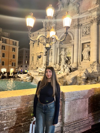 Looking for a double room / buddy up Main Photo