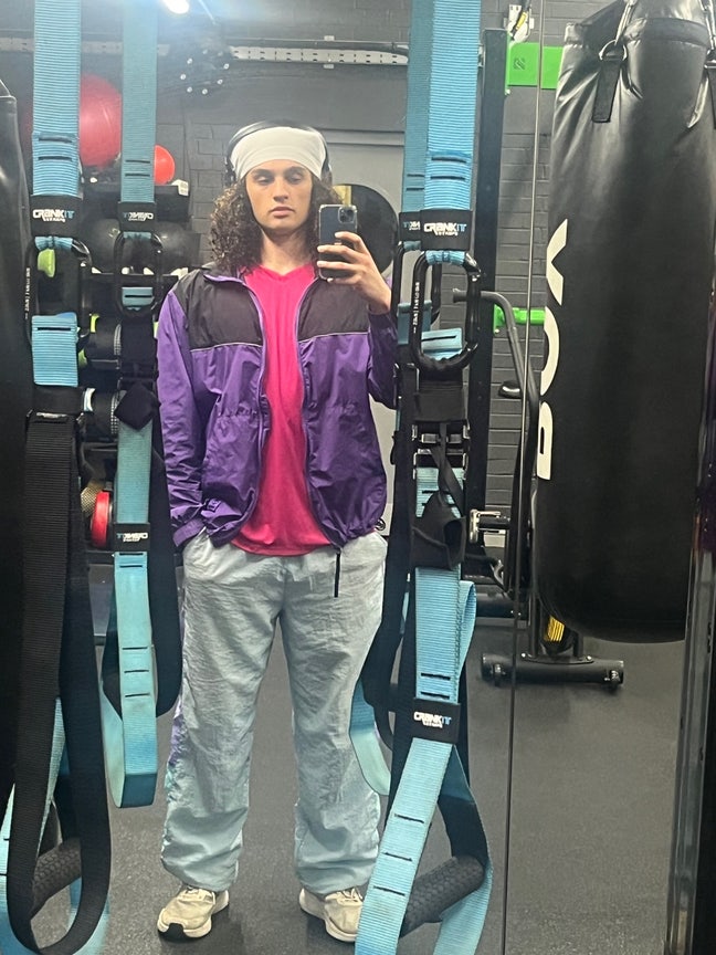 Professional Male seeks a double room Main Photo