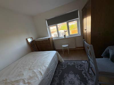 Double Room Available in RM1 4SX Main Photo