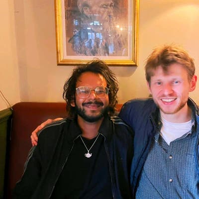 Professional Male seeks a single or double room Main Photo