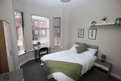 Rooms To Let on Hodges Street  Main Photo