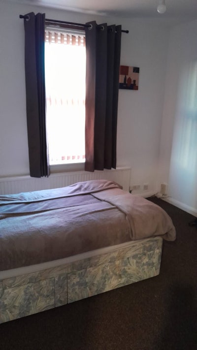 Room to rent  Main Photo