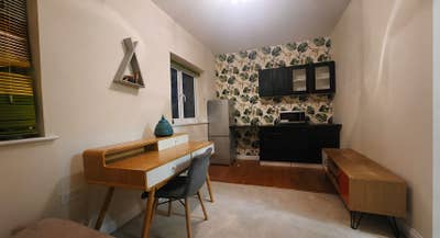 2 Master Rooms to let- Ramford RM6 5AN  Main Photo