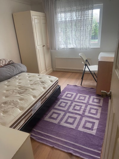 Double Room Rent  Main Photo