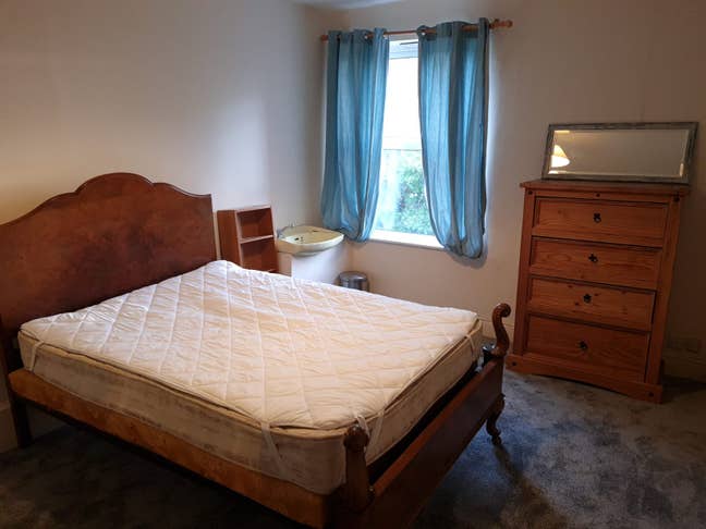 Fully furnished rooms medium to large Main Photo