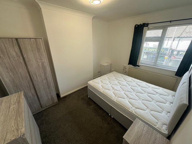 Watford Double Room Available  Main Photo