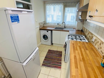 ⭐️ Bright Doible Room in Holloway ⭐️ Main Photo