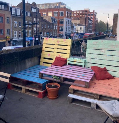 Homely flat in E2 - great flatmates and a balcony Main Photo