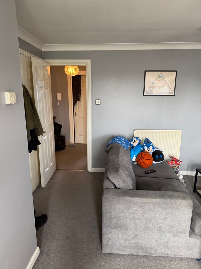 Small Double Available Near Victoria Dock Main Photo