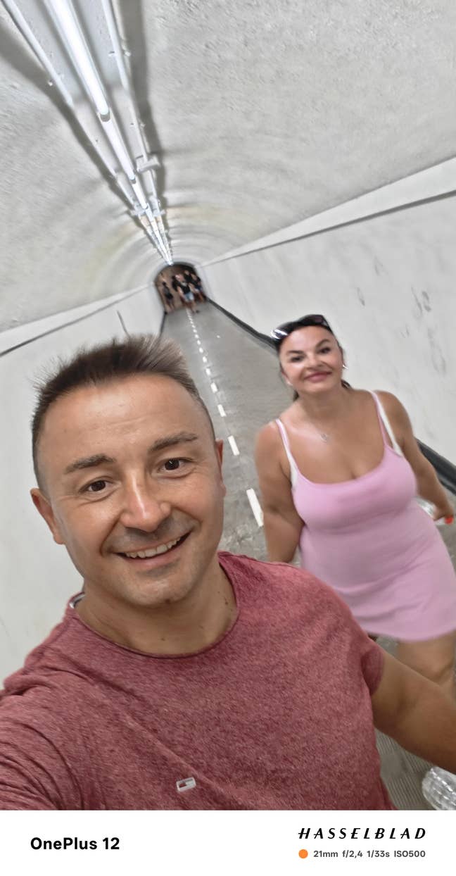Professional Male seeks a single or double room Main Photo