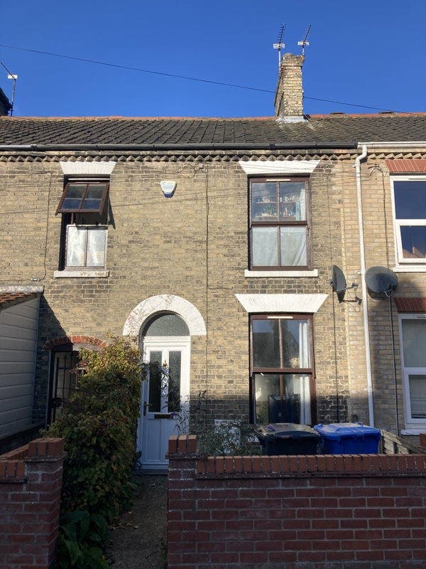 Double room in cosy house off Unthank Main Photo