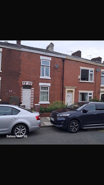 Room for rent  Main Photo