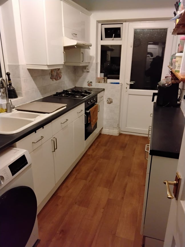 3 bedroom house  Main Photo