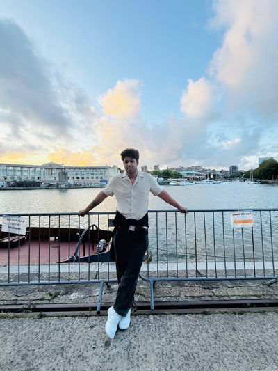 Looking for an room Main Photo