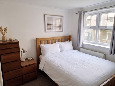 Spacious Double En-Suite in Clapham North Main Photo