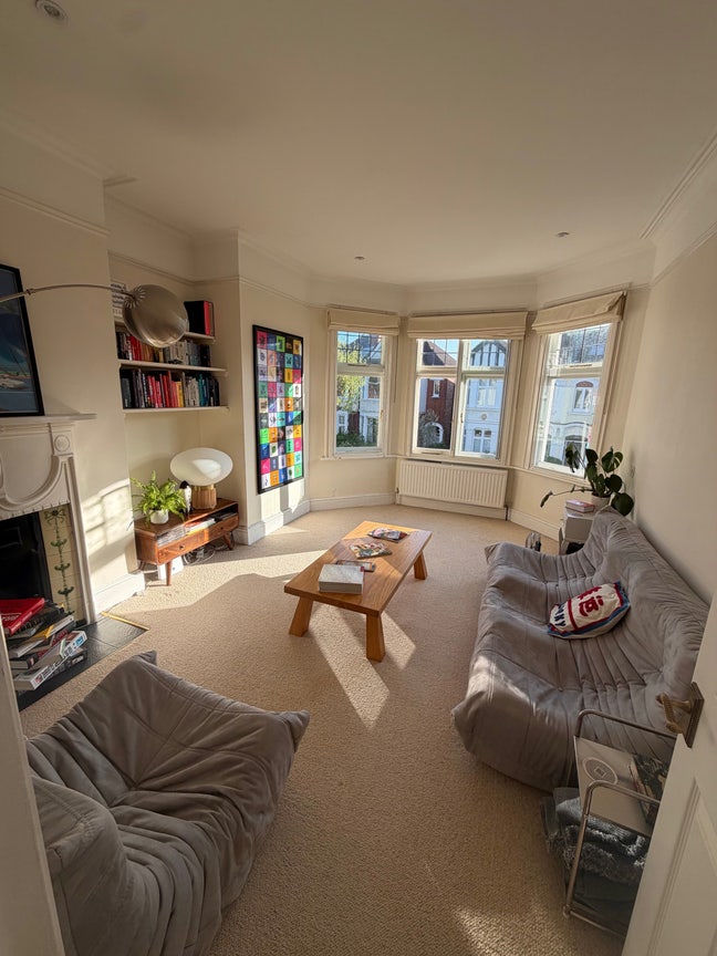 Room available - Flat Share Willesden Green Main Photo