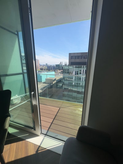 Apt to Rent in Media City- Great Area Main Photo