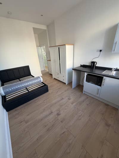 Brand New Studio in Harringay - All Bills Included Main Photo