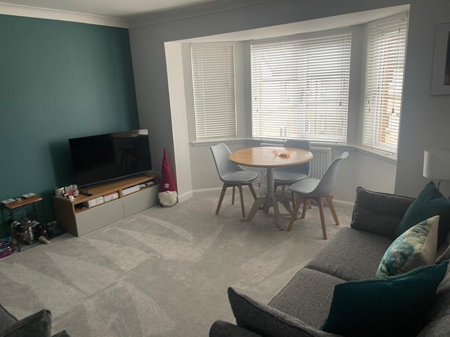 Spare Room to Rent in Dalry Main Photo