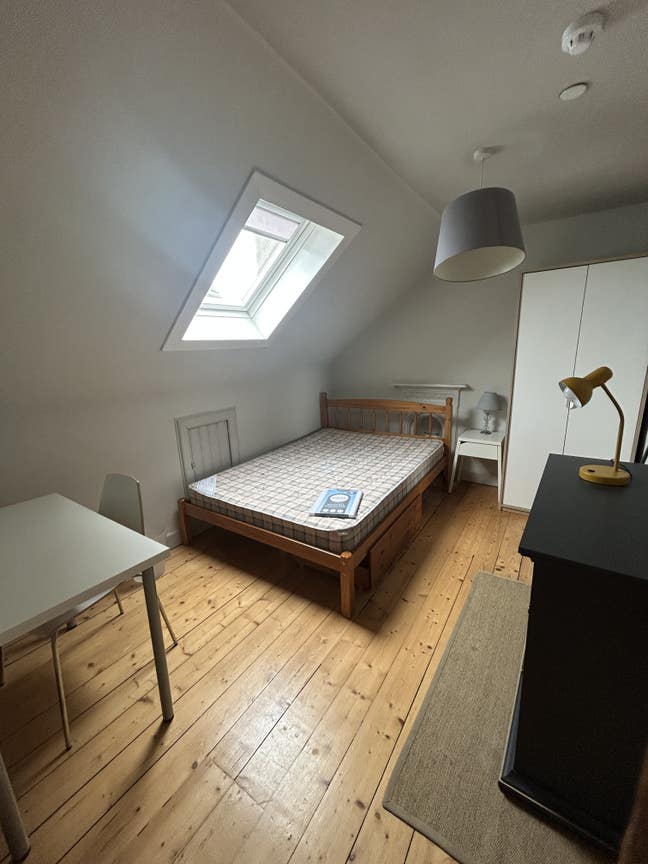 Marchmont Flat Room Available  Main Photo