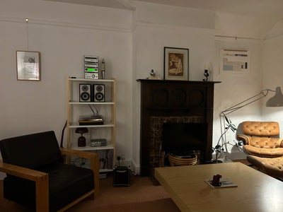 Double room in cute flat located in city centre! Main Photo