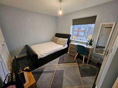 Modern Double Ensuite Room - West Bromwich  Main Photo