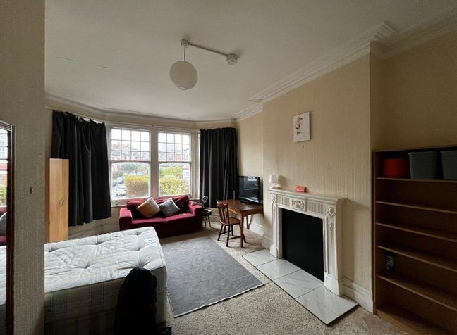 Large, spacious Double Room in Muswell Hill Main Photo