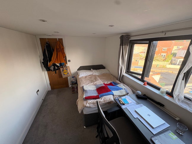 Room for Sublet in Bedminster! Main Photo