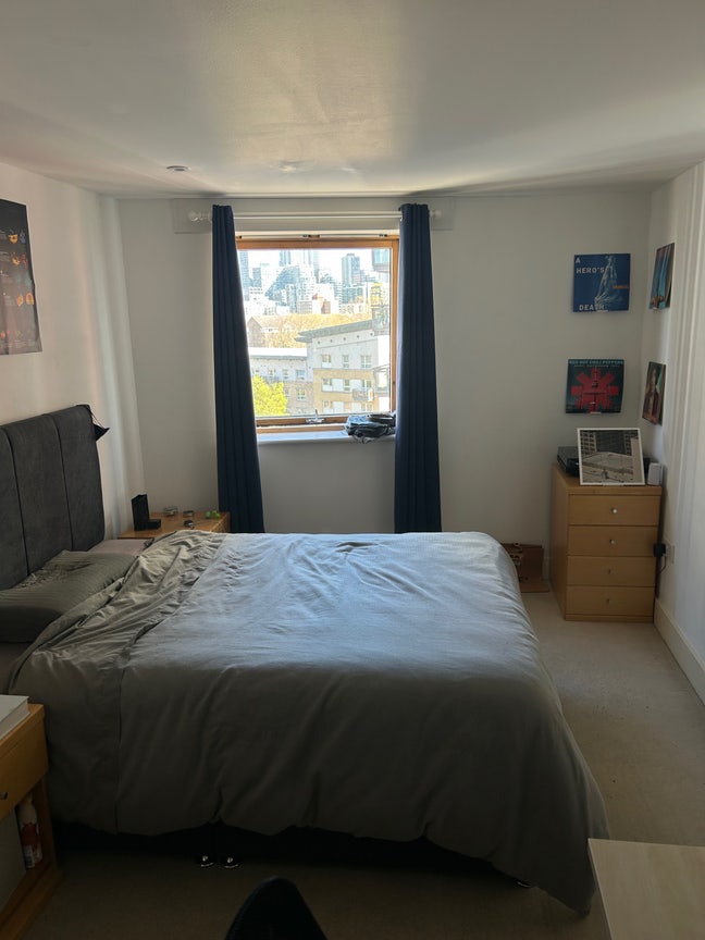 Spacious Double Room in Canary Wharf Area Main Photo
