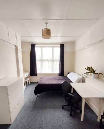 Excellent apartment location, spacious double room Main Photo