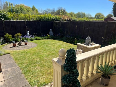 Superb furnished Box bedroom Main Photo