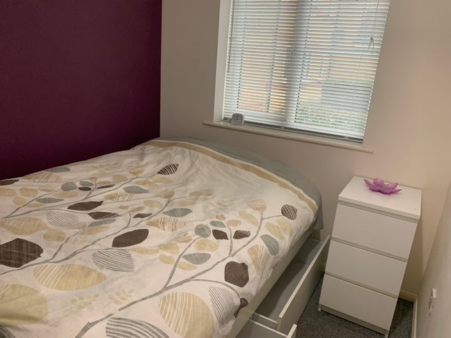 Room to rent Main Photo