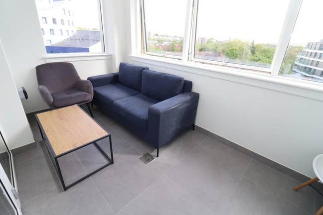 Brand New Rooms 1min to Tube(free gym & concierge) Main Photo