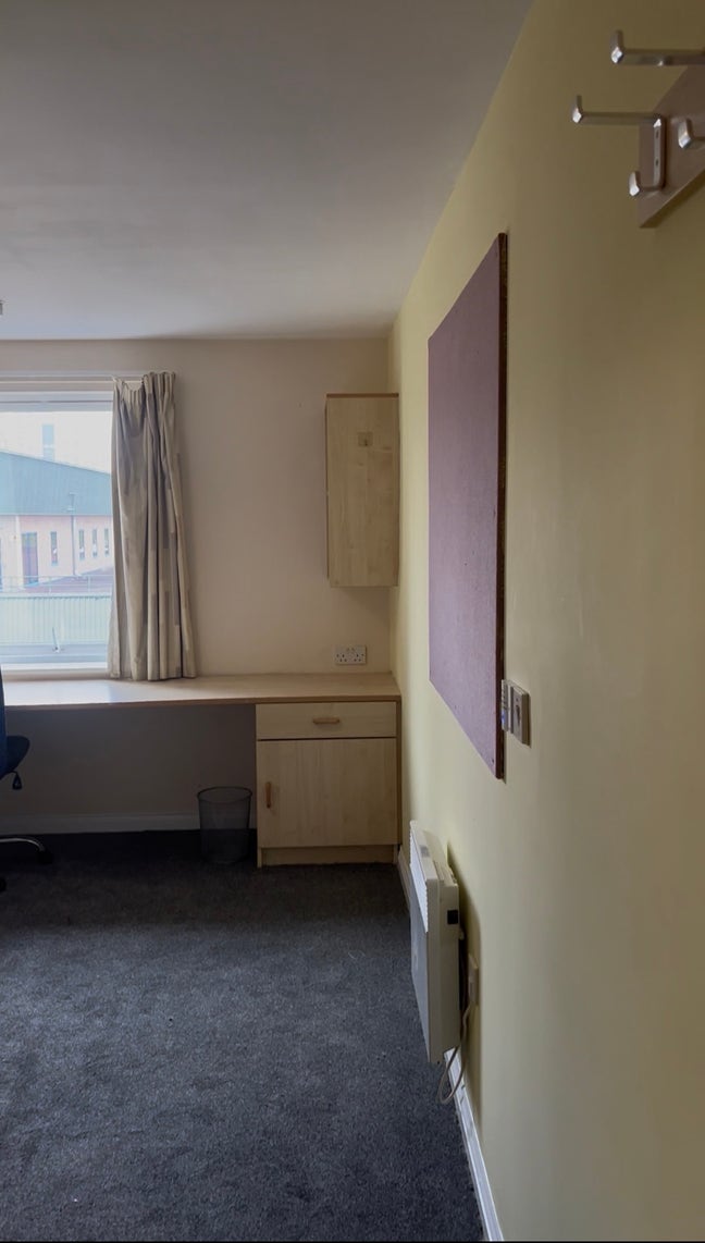 Ensuite room  Main Photo