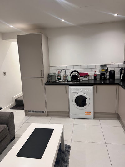 Flatmate wanted  Main Photo