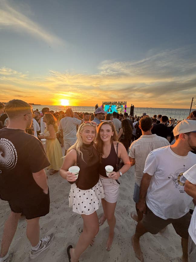 Scottish girl looking for a room Main Photo