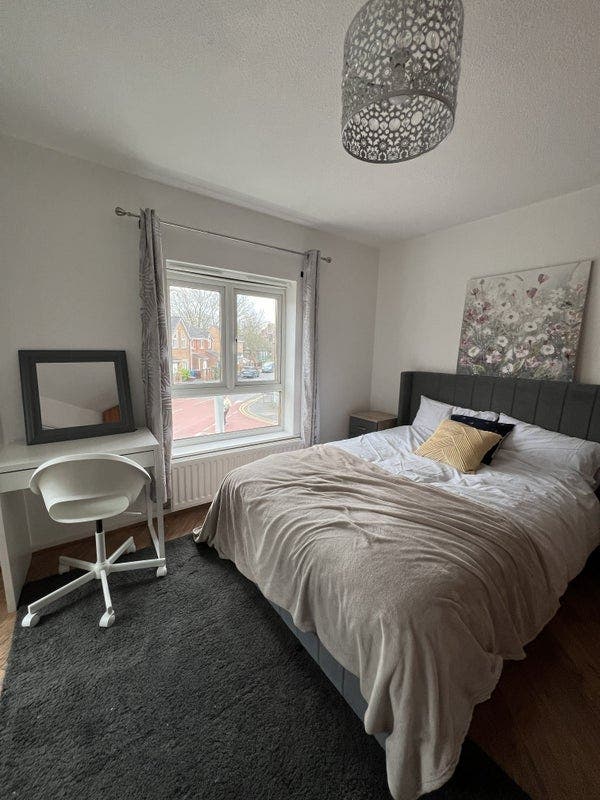 Double Room | Bills Incl | 5 mins to City Centre Main Photo