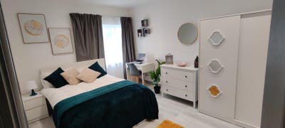 Large Double Rooms | Bills Incl | Aldi Opposite Main Photo