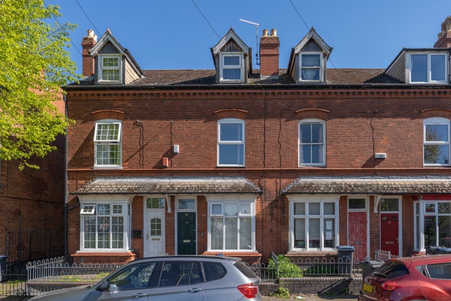 4 Bedroom Supported Accomodation-  Rooms Available Main Photo