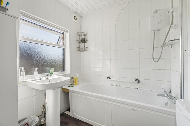 Female Hmo Accomadation  Main Photo