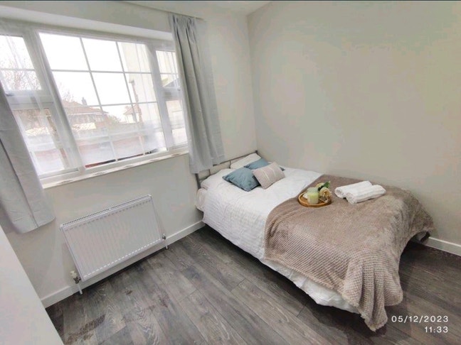 1̶2̶5̶0̶ Double Studio in Wembley Park | Bills inc Main Photo