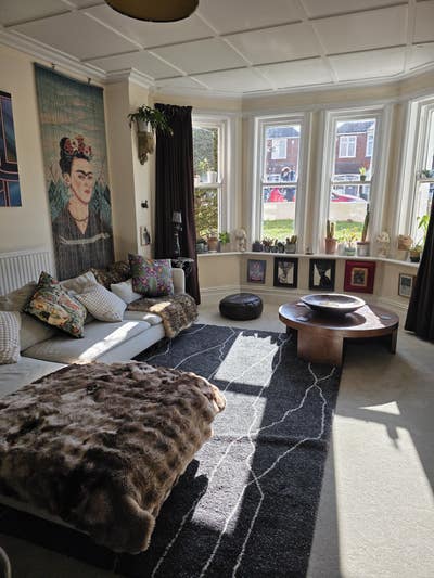 Large room in furnished flat - temporary  Main Photo